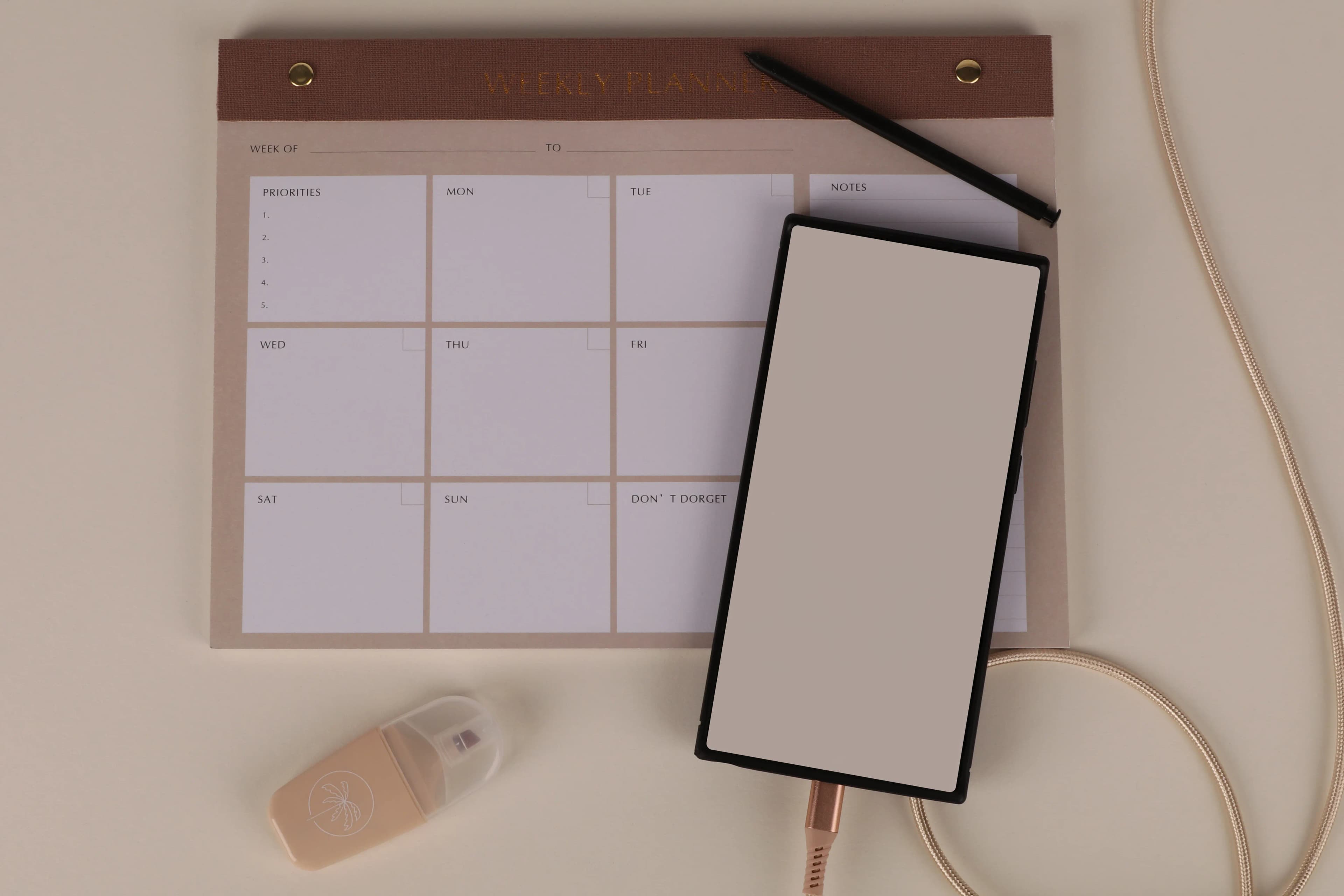 Tenir un calendrier éditorial sans y passer ses soirées